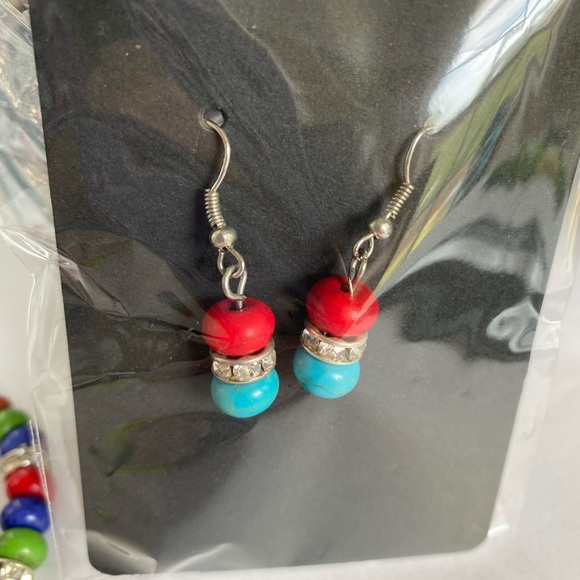 Colorful Bead and crystal necklace and earring set - Picture 3 of 4